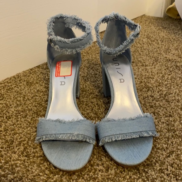 Unisa Blue Heel - Picture 1 of 3
